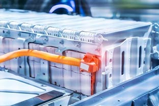 我國動(dòng)力電池百億級(jí)投資項(xiàng)目頻現(xiàn),激進(jìn)擴(kuò)張的信號(hào)? 我國動(dòng)力電池百億級(jí)投資項(xiàng)目頻現(xiàn),激進(jìn)擴(kuò)張的信號(hào)?